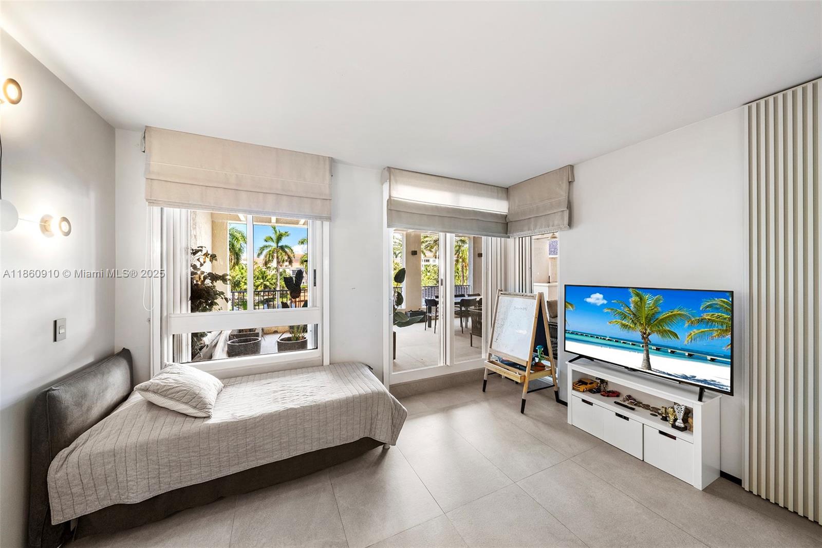 785 Crandon Blvd # 303