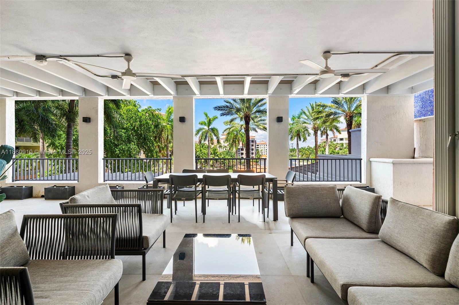 785 Crandon Blvd # 303