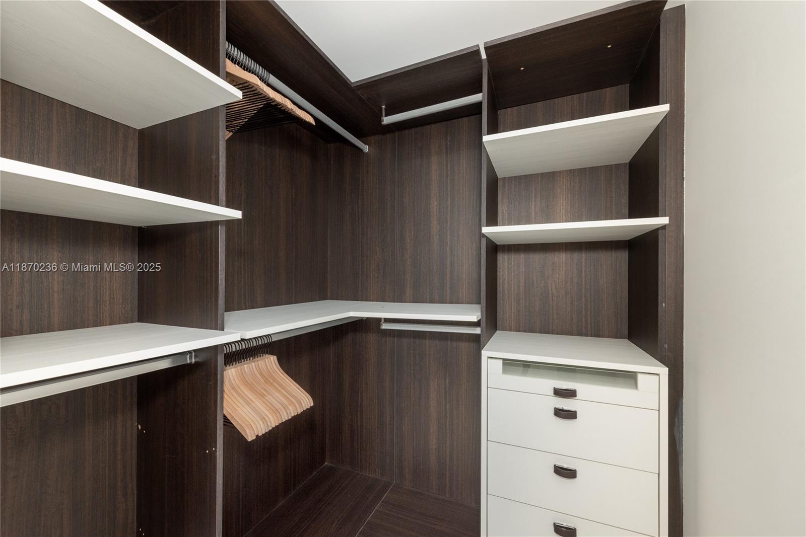 301 Altara Ave # 619