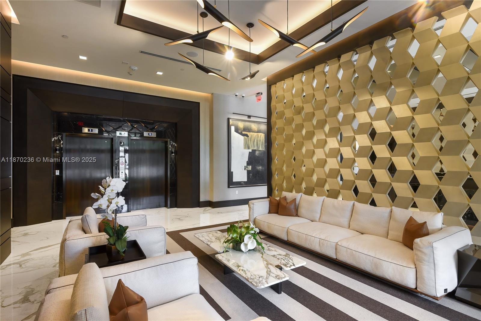 301 Altara Ave # 619