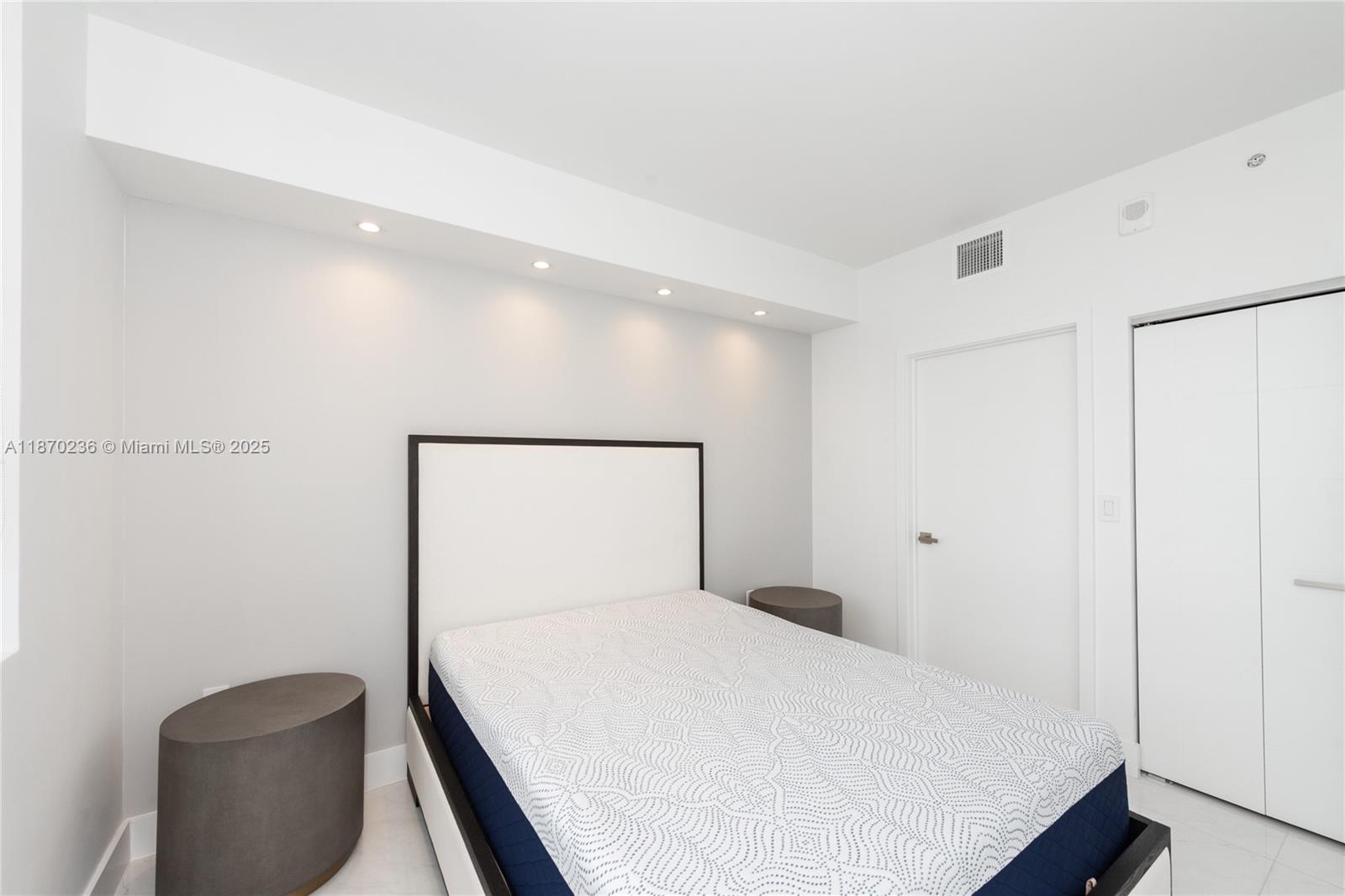 301 Altara Ave # 619