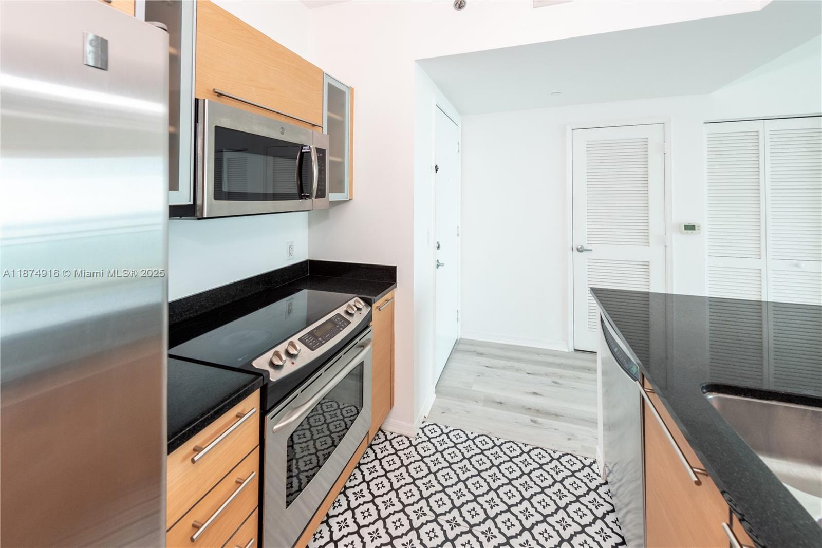 951 Brickell Ave # 3102