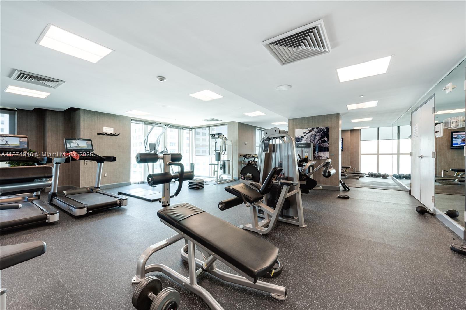 951 Brickell Ave # 3102