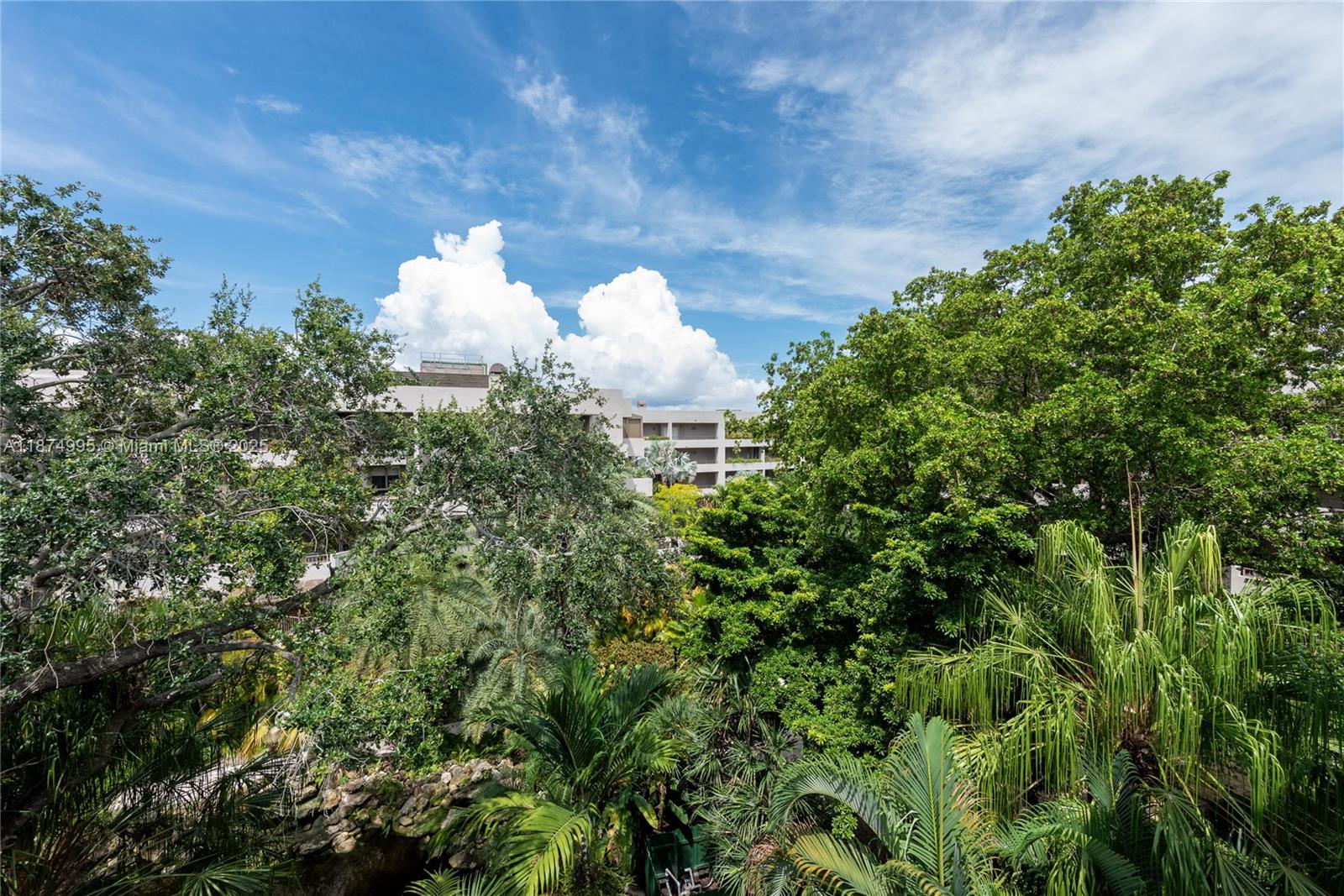 121 Crandon Blvd # 453