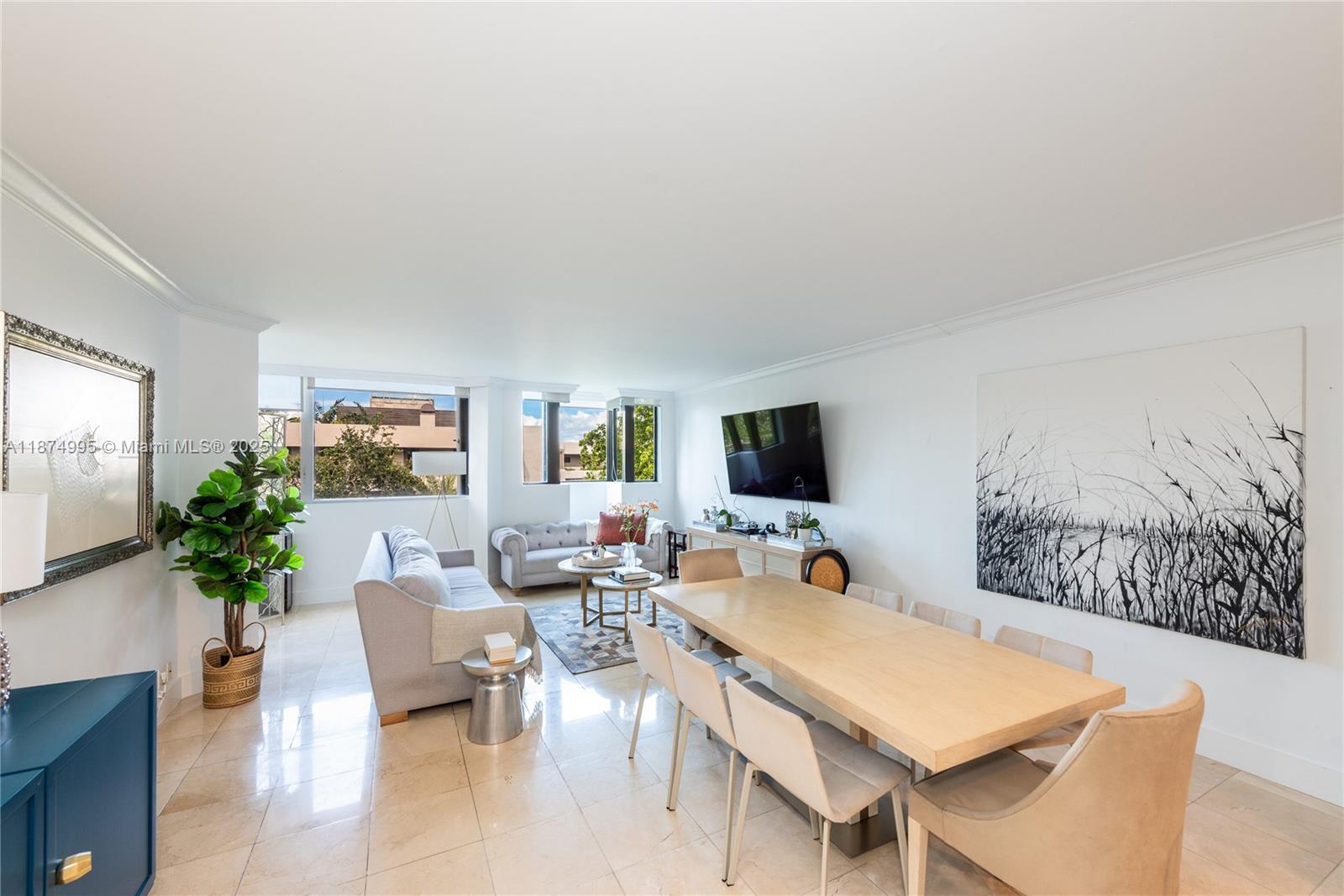 121 Crandon Blvd # 453