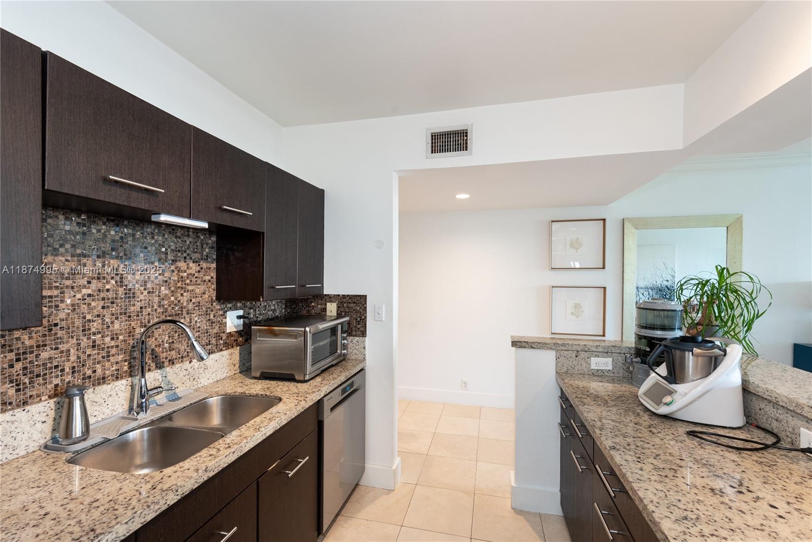 121 Crandon Blvd # 453