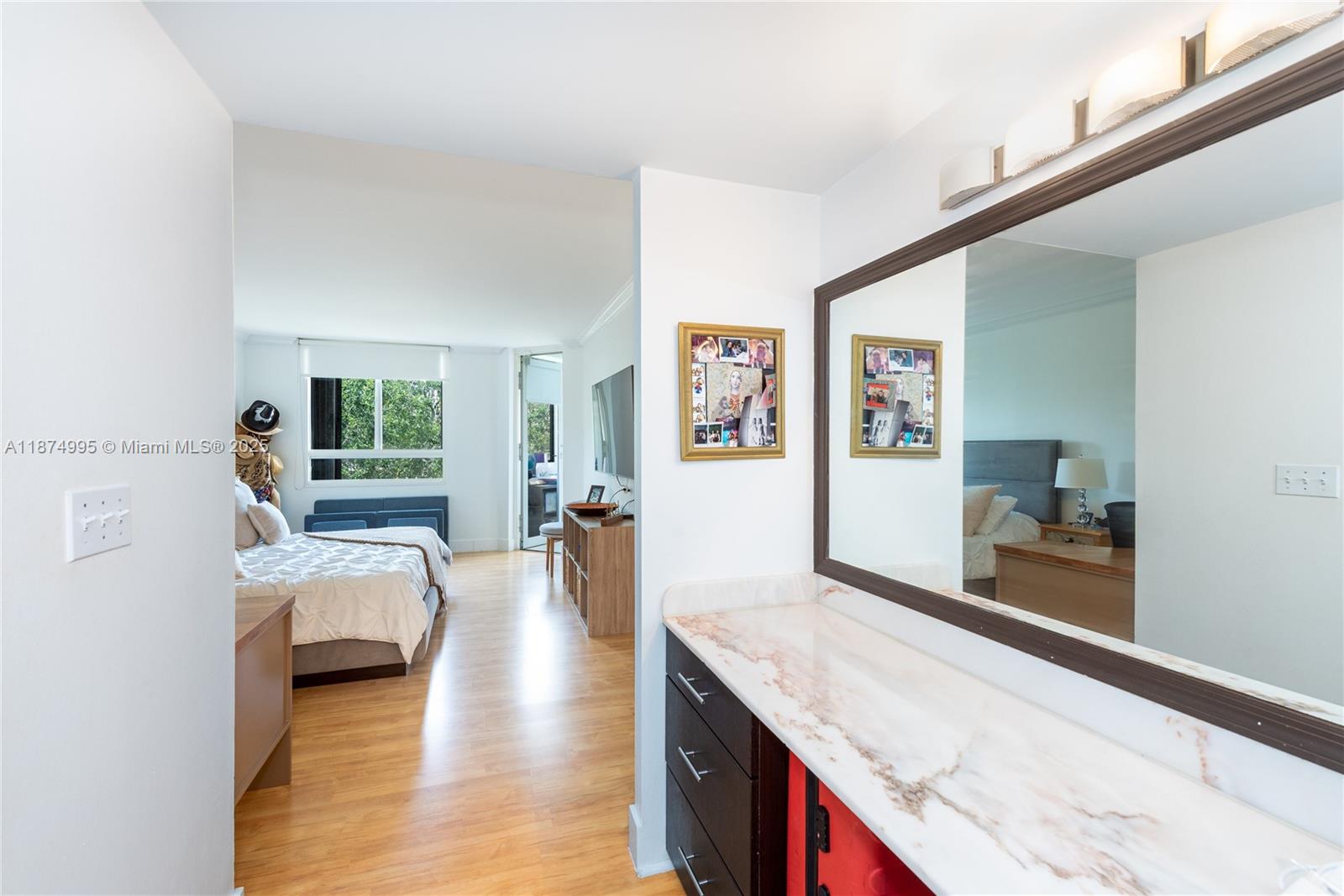 121 Crandon Blvd # 453