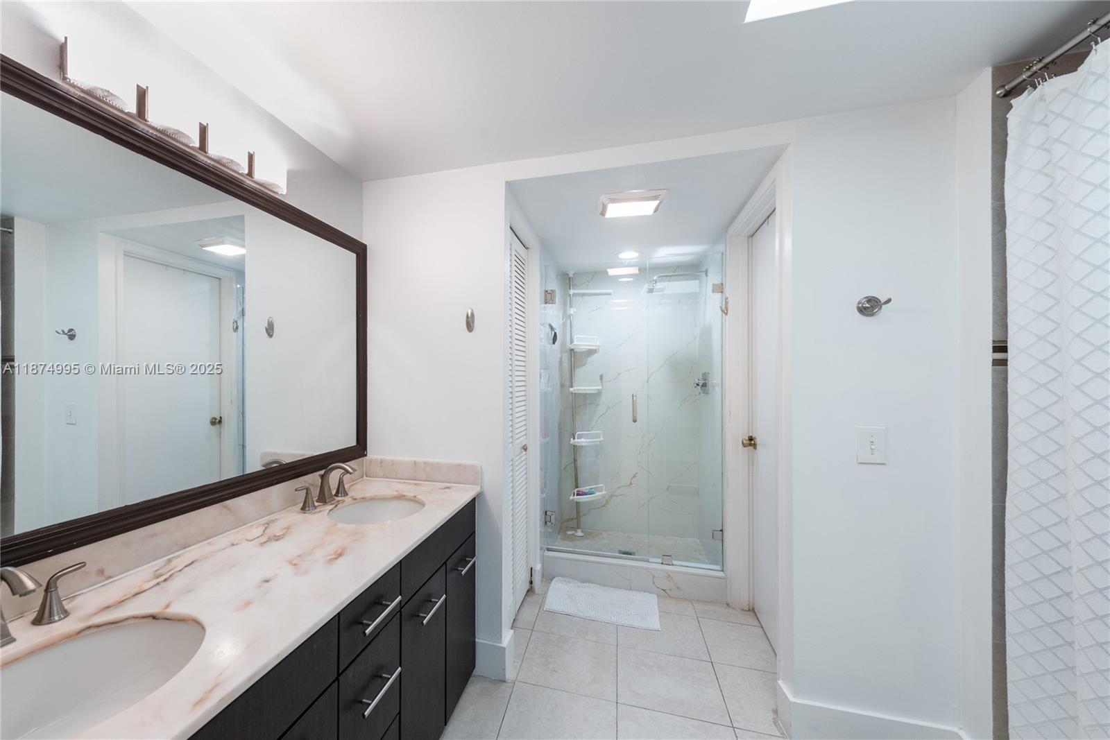 121 Crandon Blvd # 453