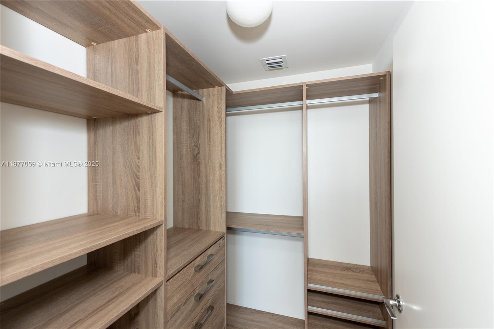 999 SW 1st Ave # 3114