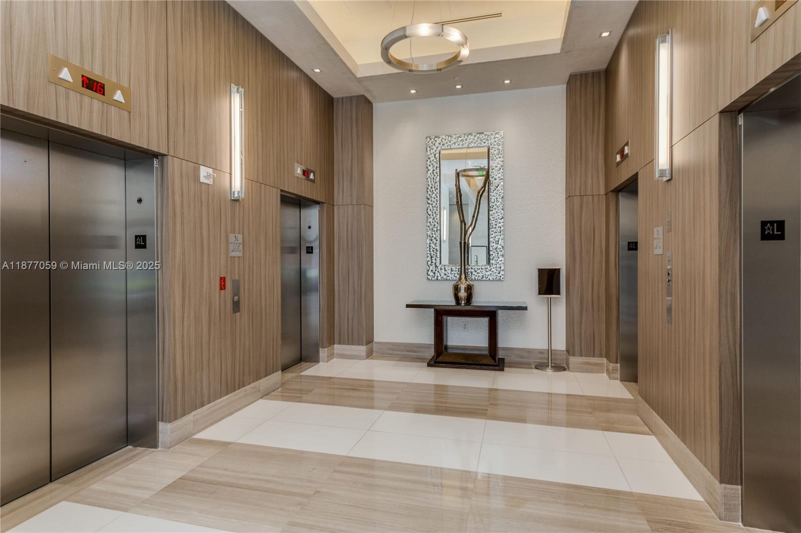 999 SW 1st Ave # 3114