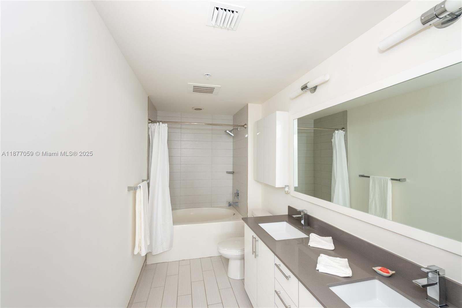 999 SW 1st Ave # 3114