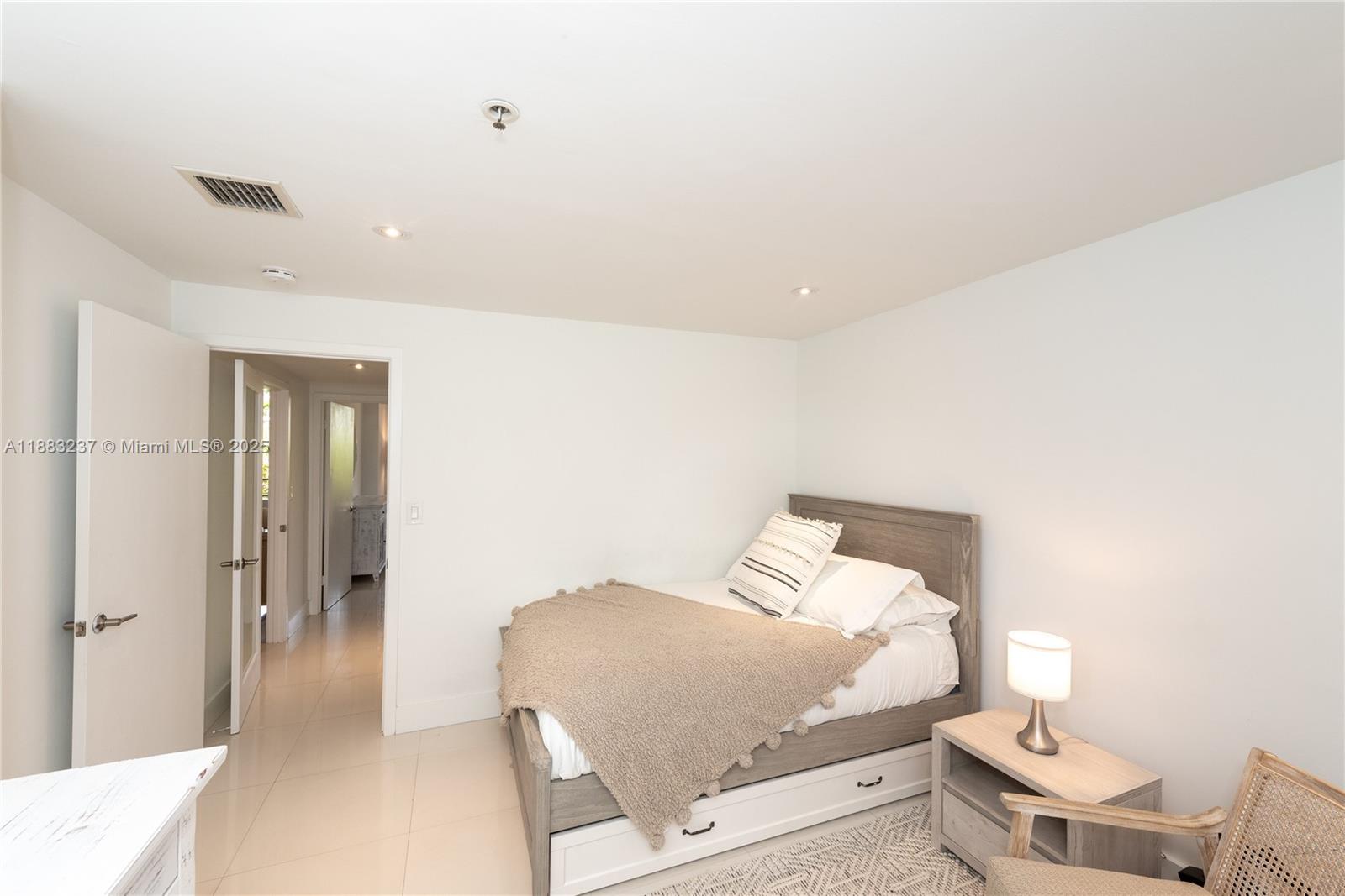 251 Crandon Blvd # 227