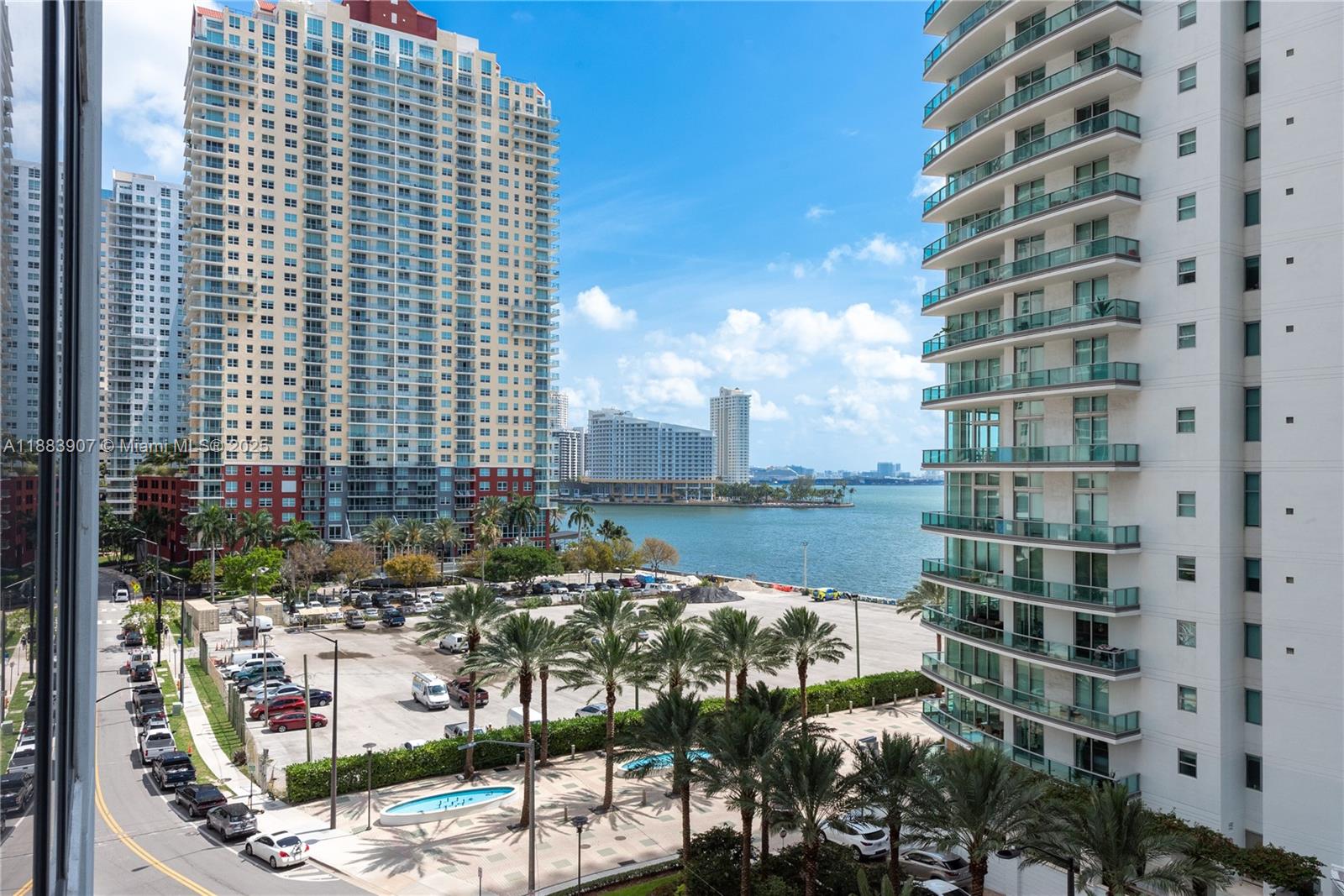 1300 Brickell Bay Dr # 708