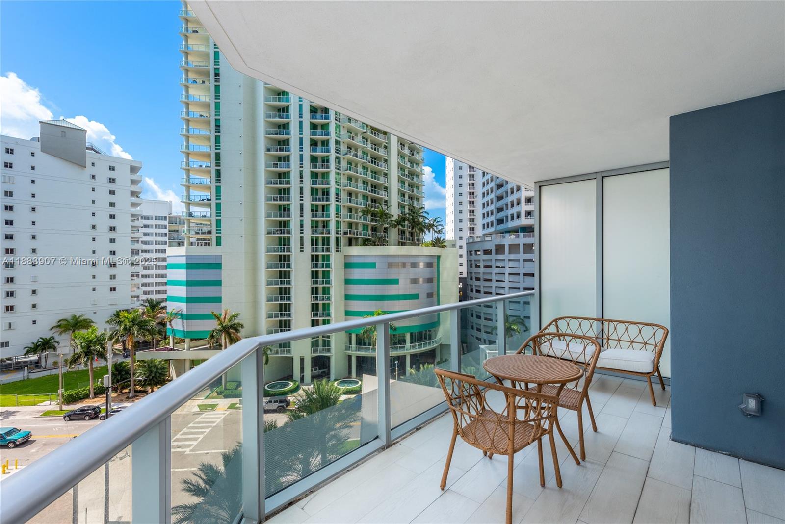 1300 Brickell Bay Dr # 708