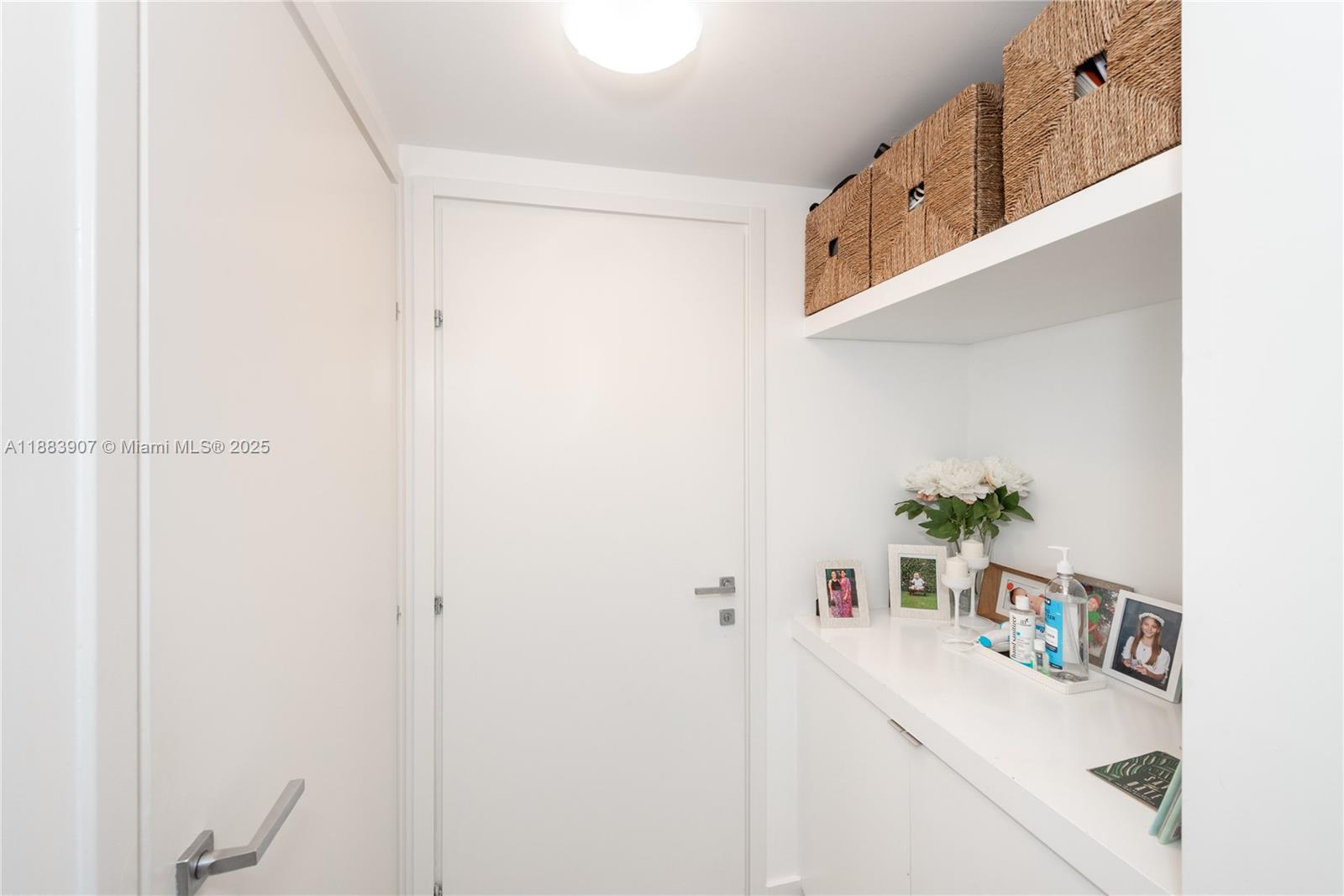 1300 Brickell Bay Dr # 708