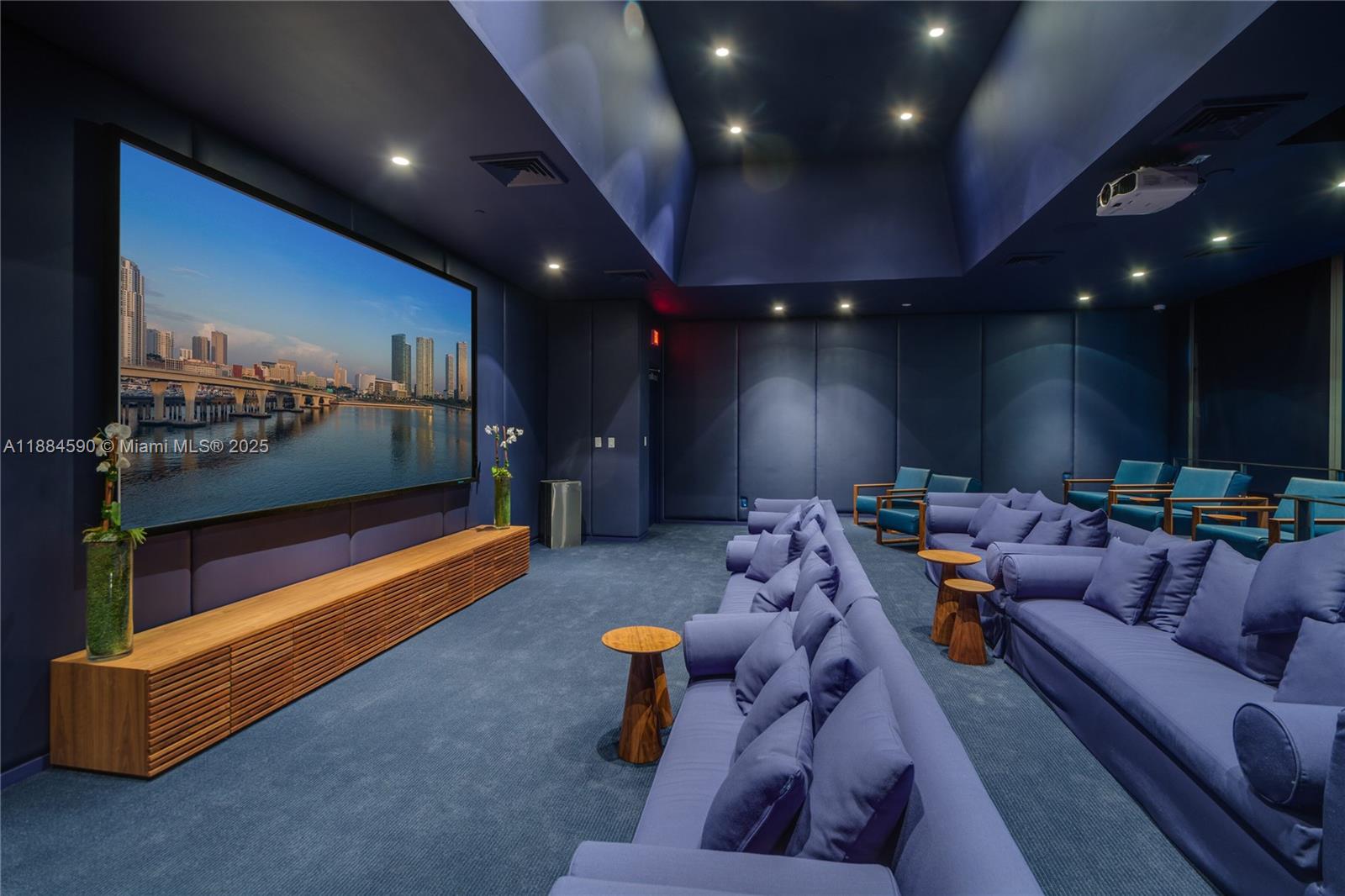 1300 Brickell Bay Dr # 806