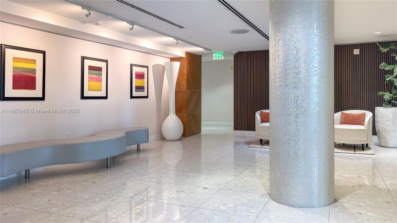 3801 Collins Ave # 1502