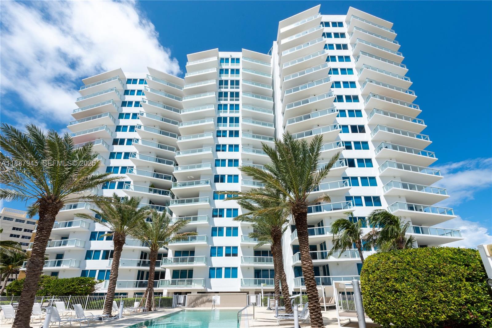 3801 Collins Ave # 1502
