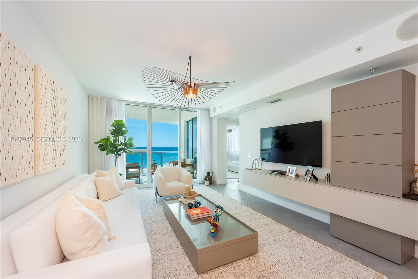 3801 Collins Ave # 1502