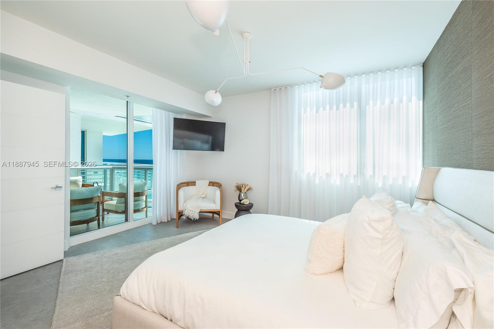 3801 Collins Ave # 1502