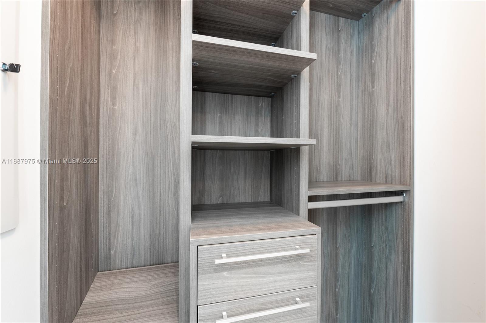 1300 S Miami Ave Unit: 1003