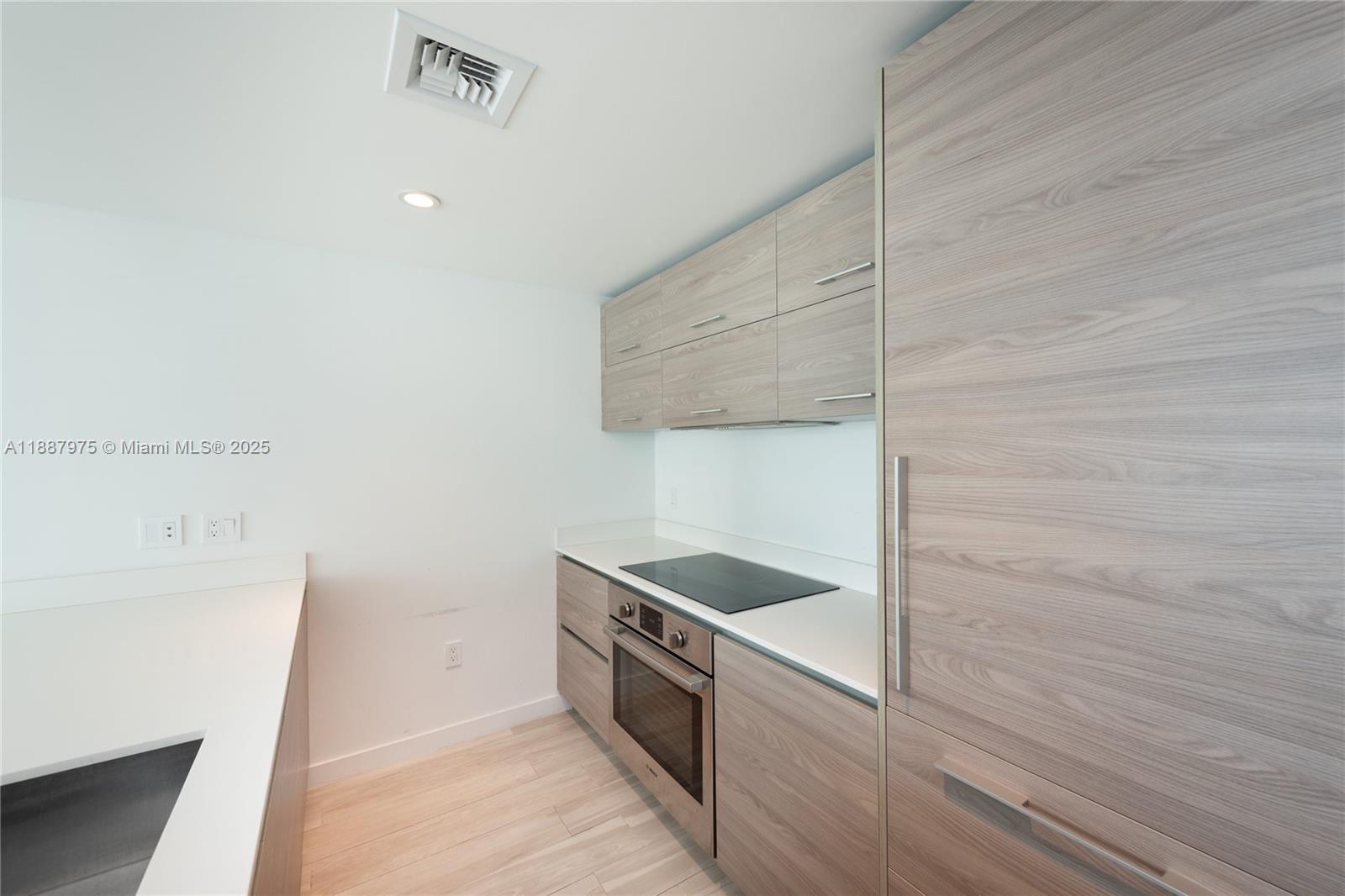 1300 S Miami Ave Unit: 1003