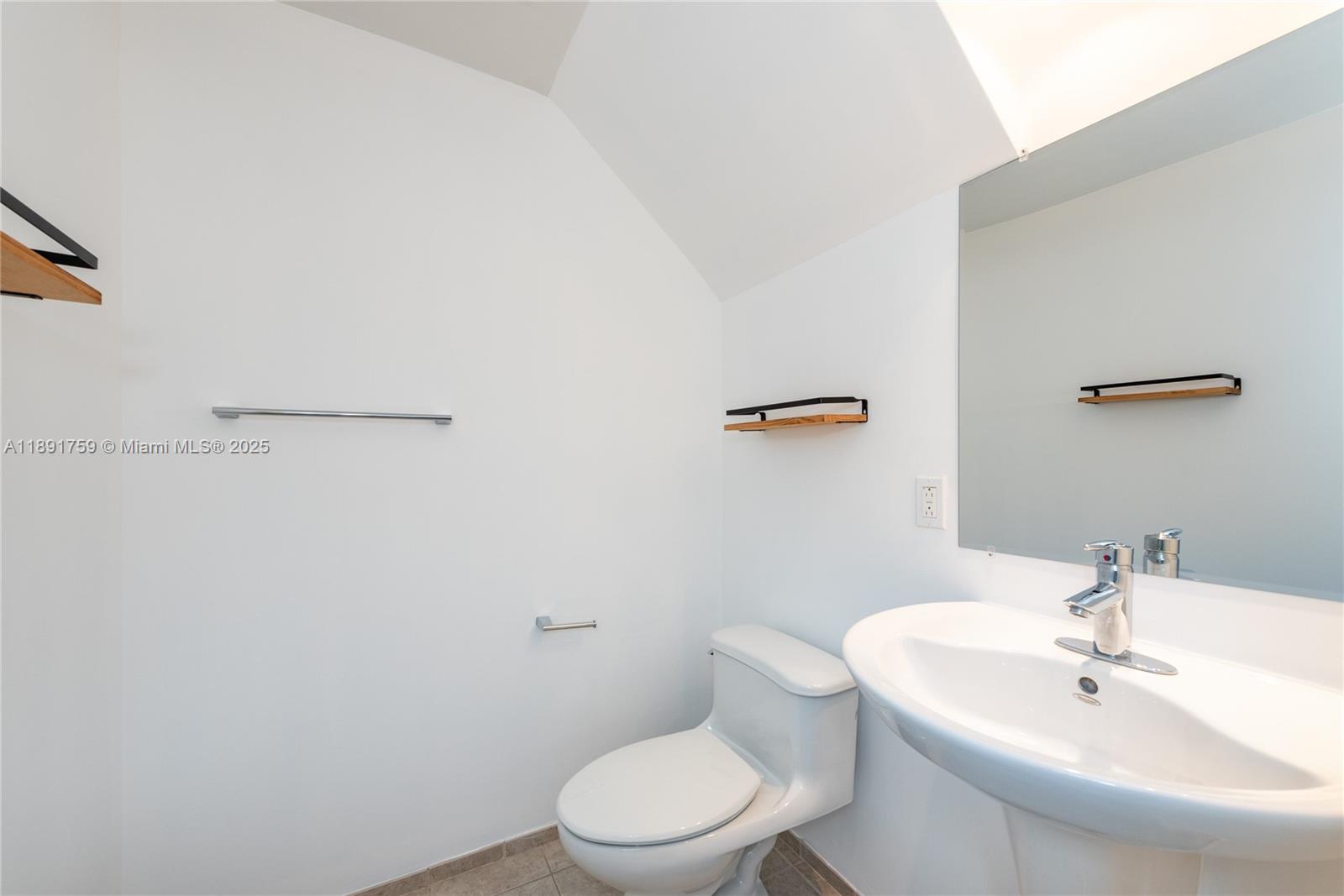 60 SW 13th St # 2017