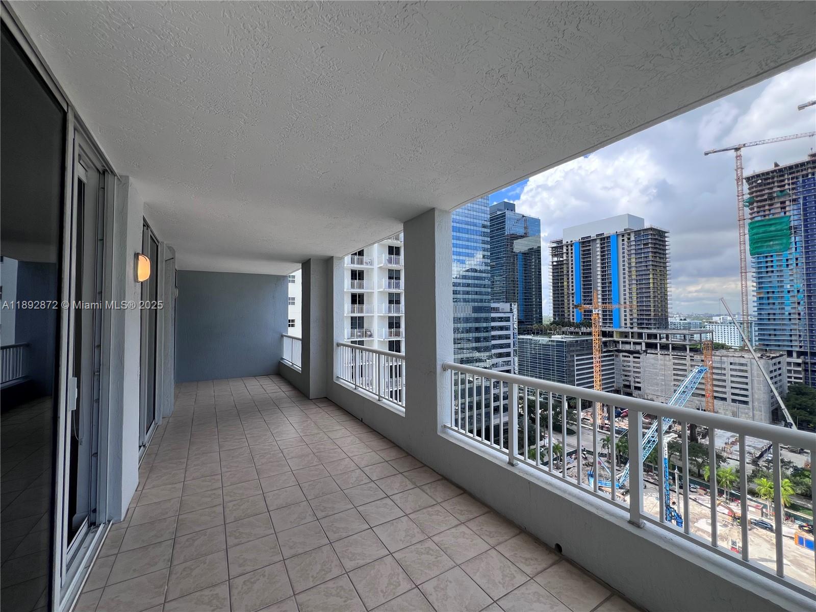 170 SE 14th St # 2107