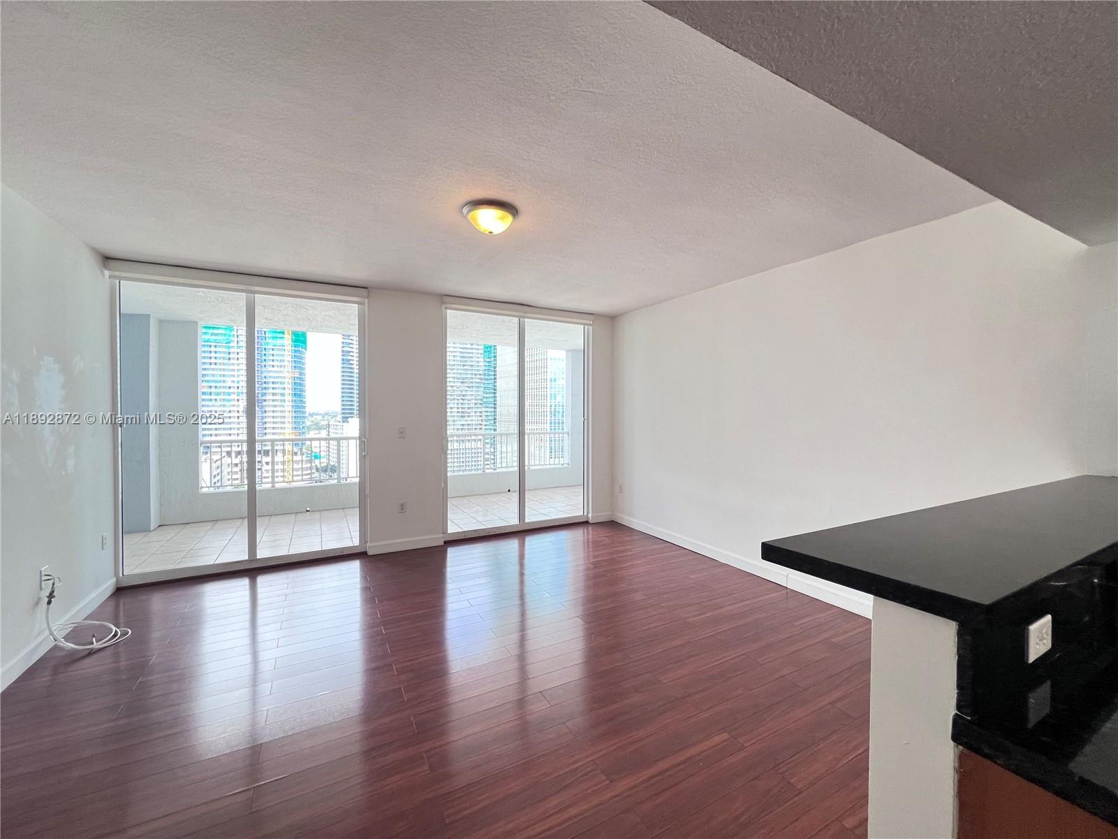 170 SE 14th St # 2107