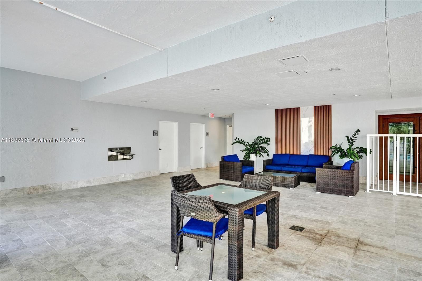 170 SE 14th St # 2107