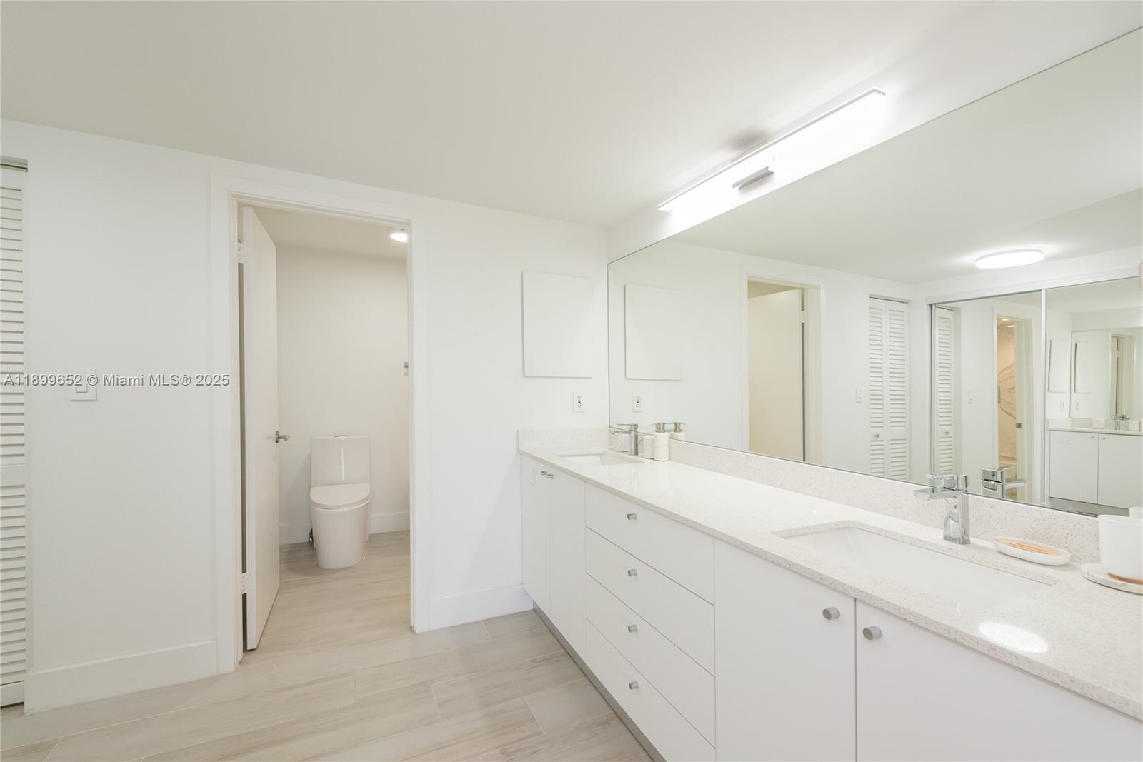 155 Ocean Lane Dr # 404