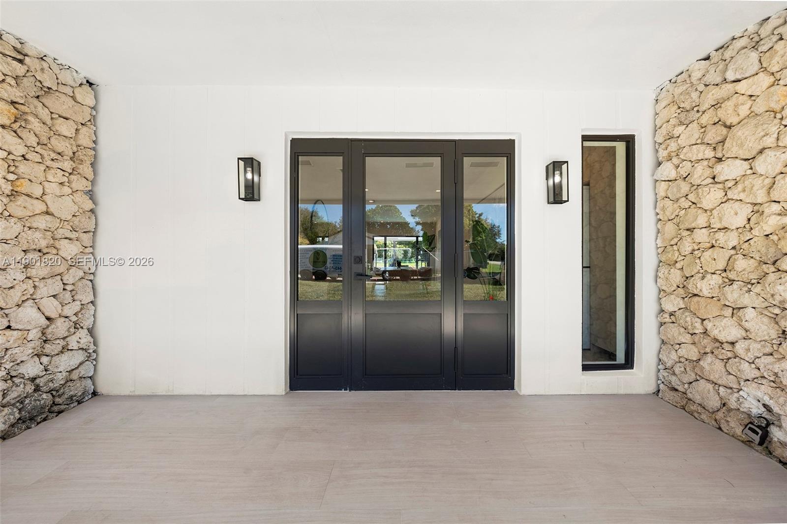 10945 SW 75th Ct, Pinecrest