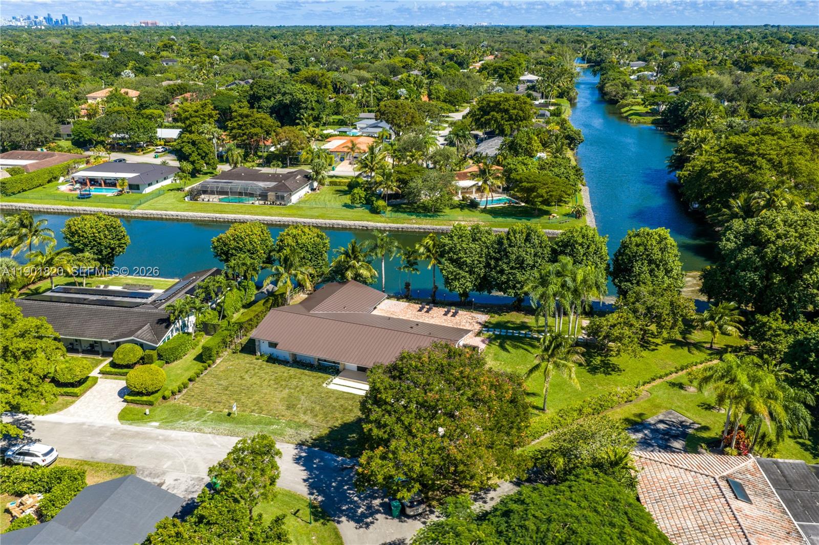 10945 SW 75th Ct, Pinecrest