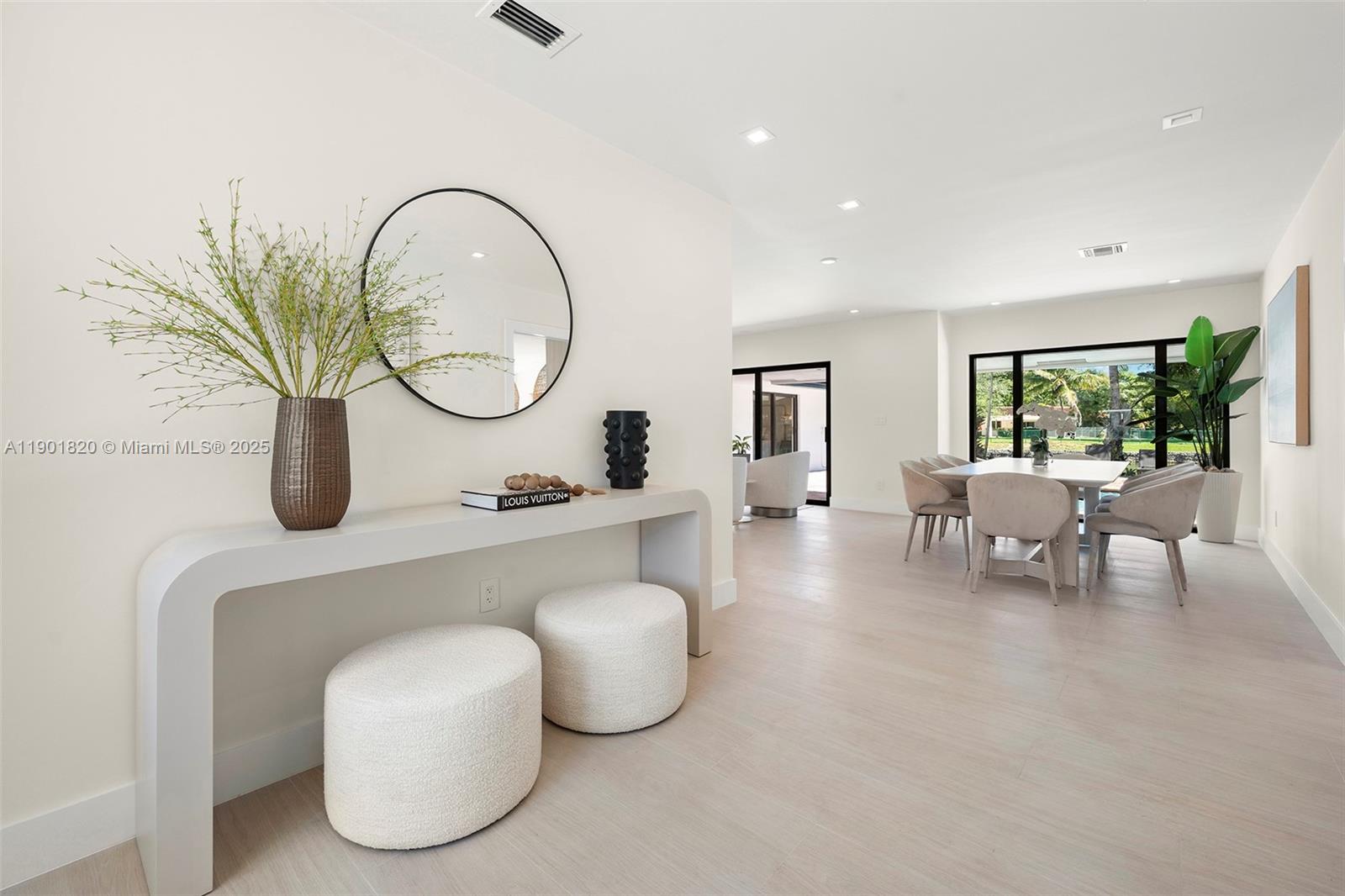 10945 SW 75th Ct, Pinecrest