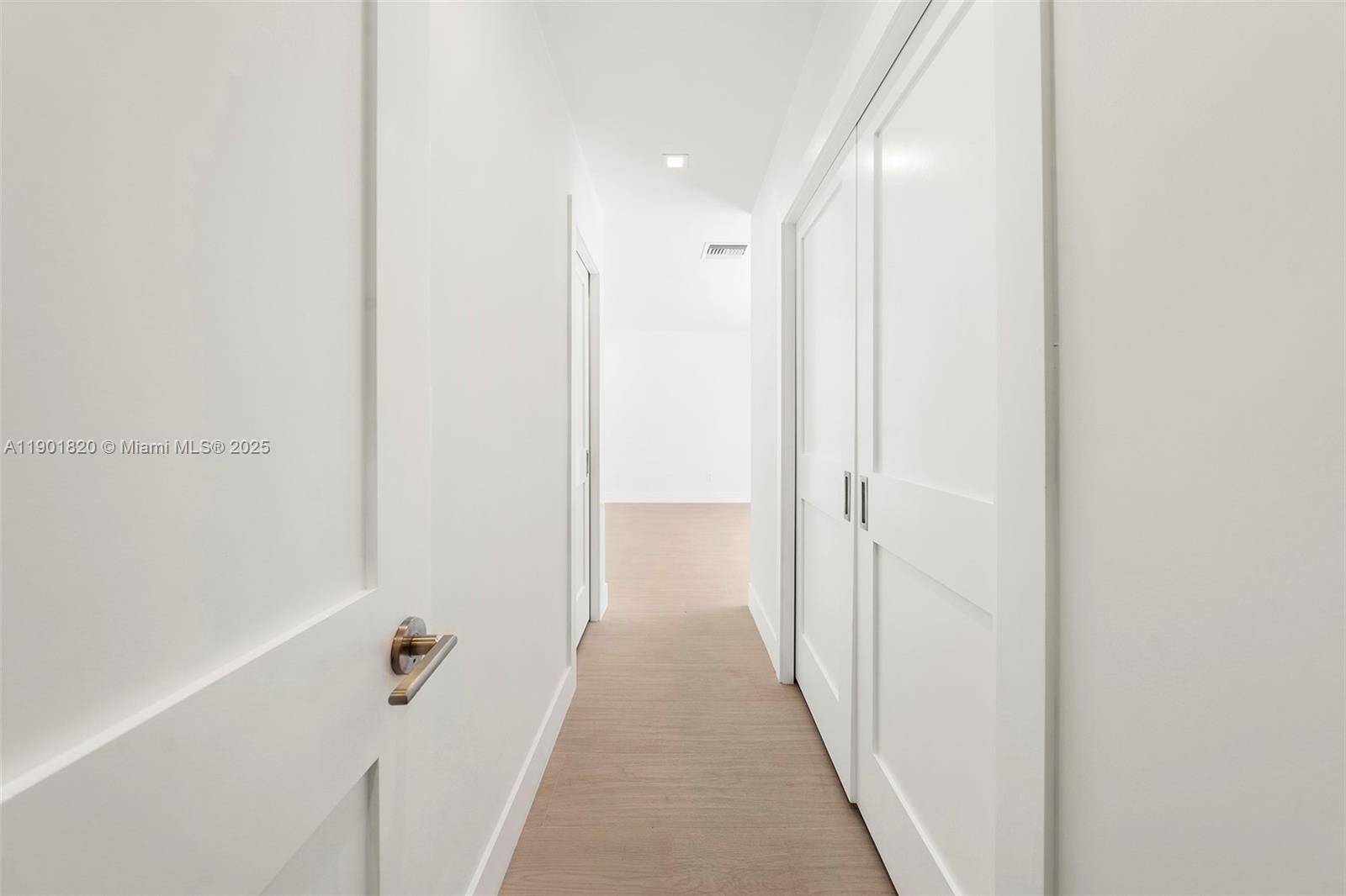 10945 SW 75th Ct, Pinecrest