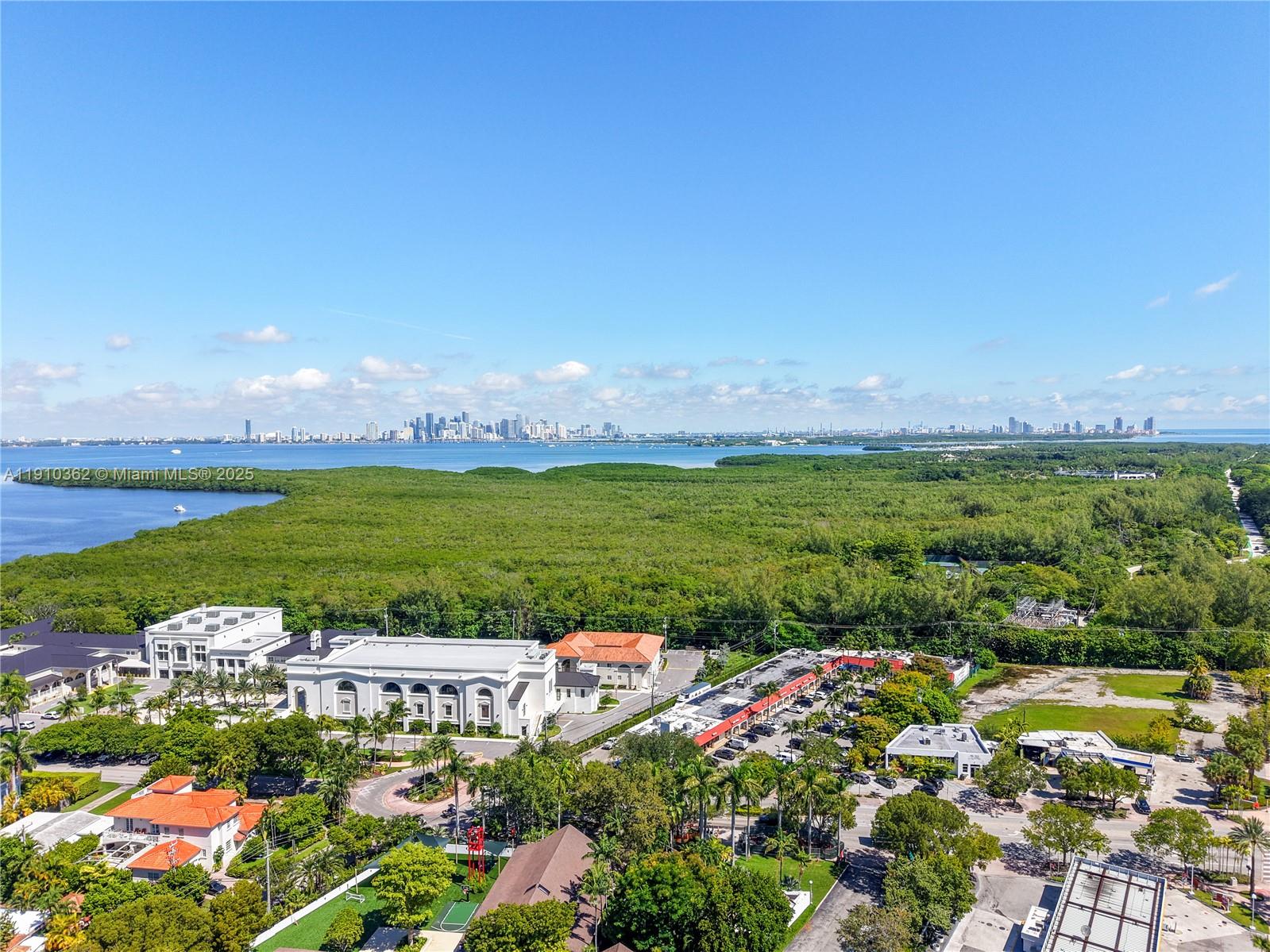 151 Crandon Blvd # 1136