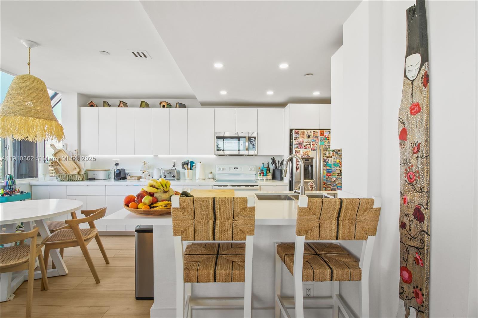 151 Crandon Blvd # 1136