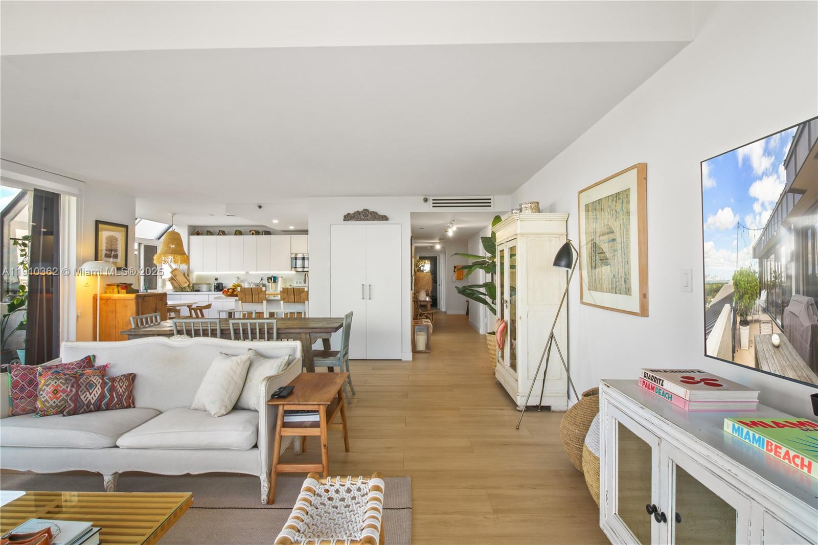 151 Crandon Blvd # 1136