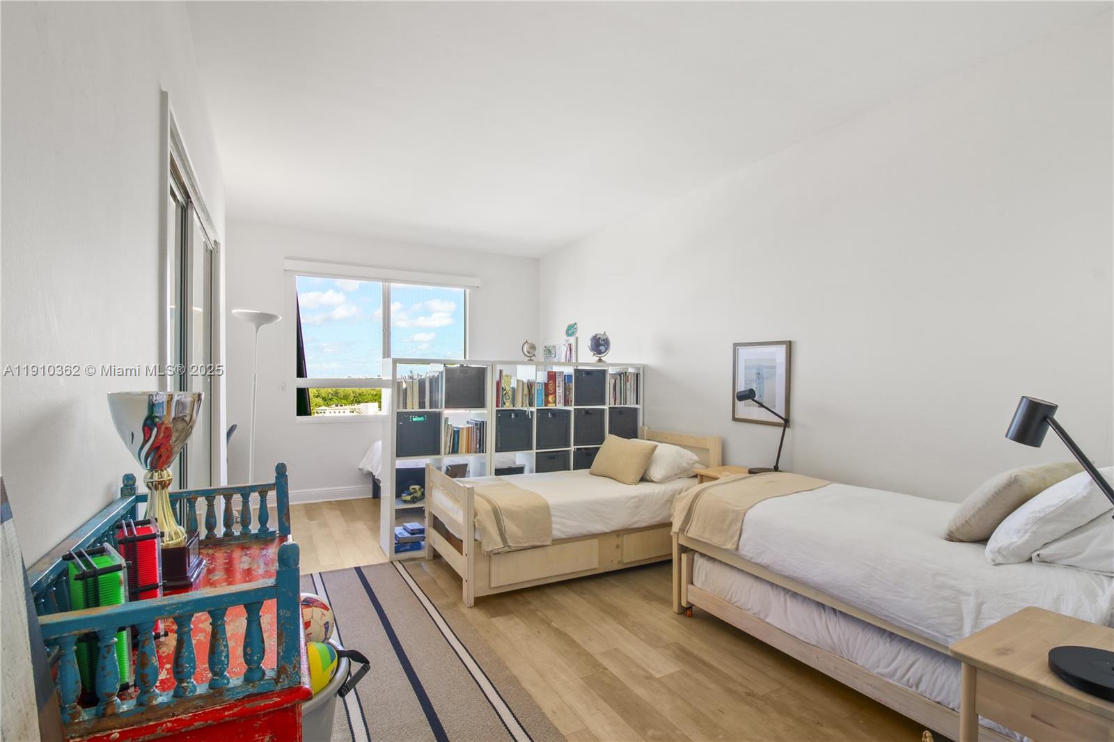 151 Crandon Blvd # 1136