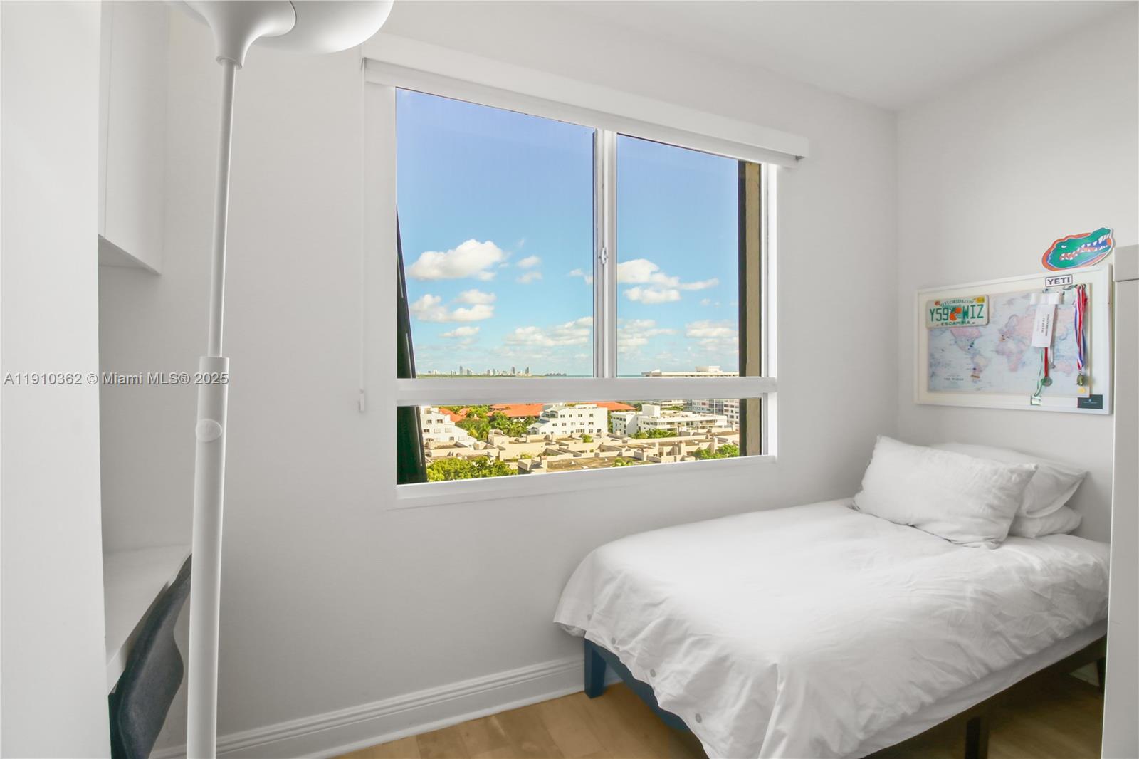 151 Crandon Blvd # 1136
