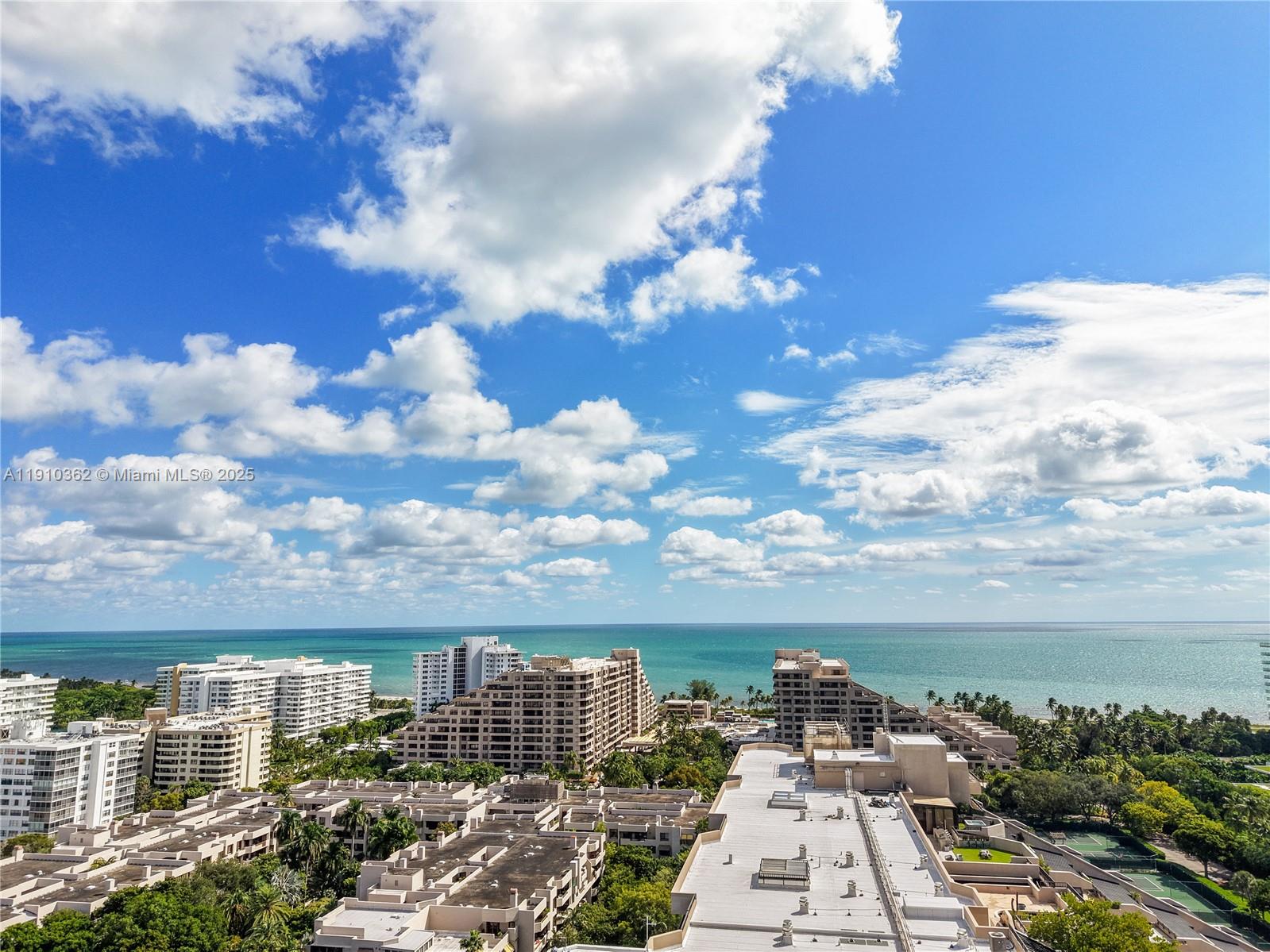 151 Crandon Blvd # 1136