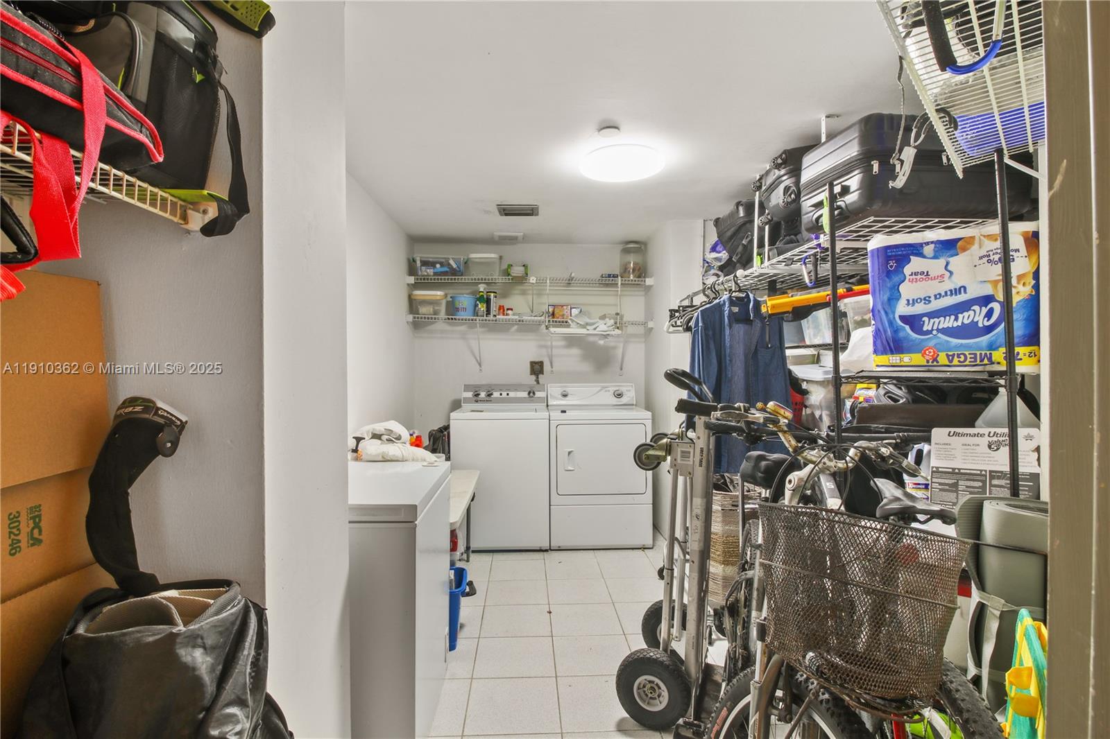 151 Crandon Blvd # 1136