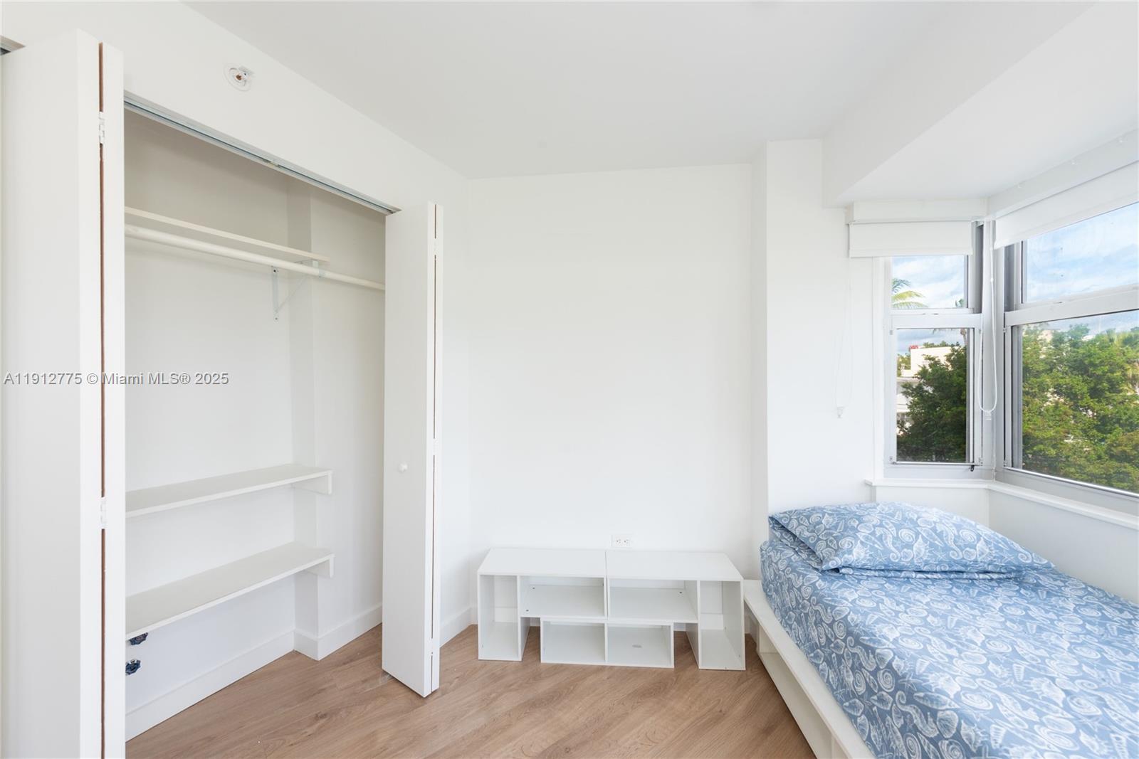 1881 Washington Ave # 3D