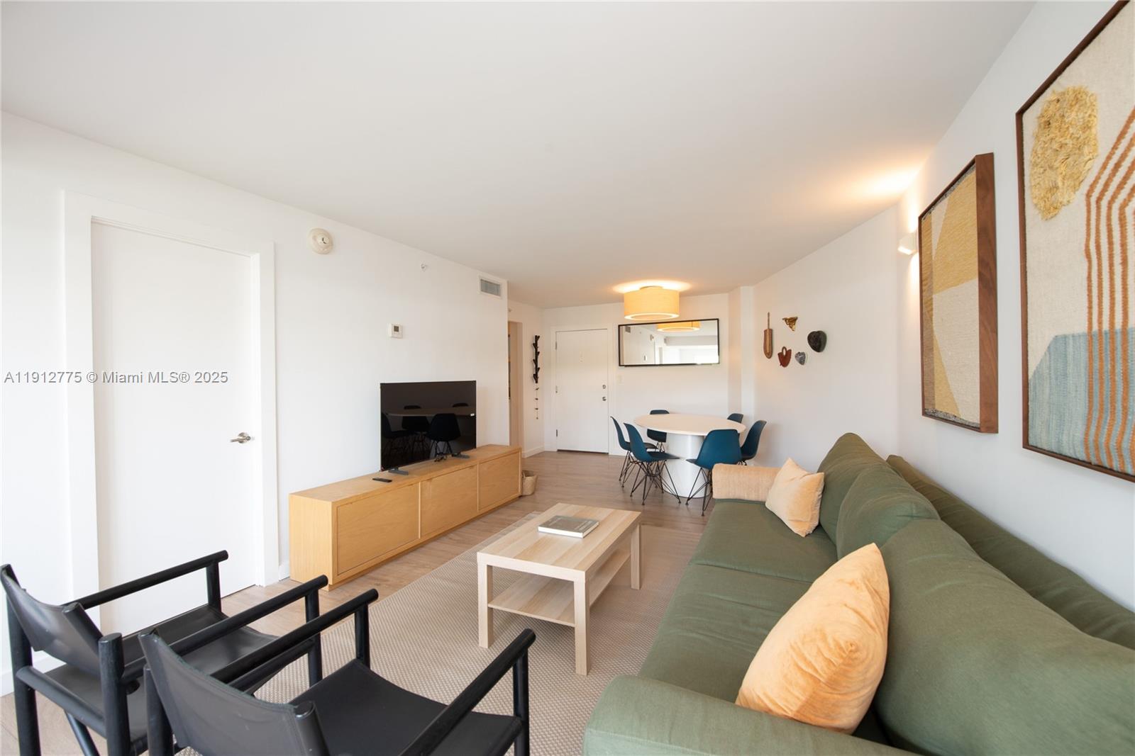 1881 Washington Ave # 3D