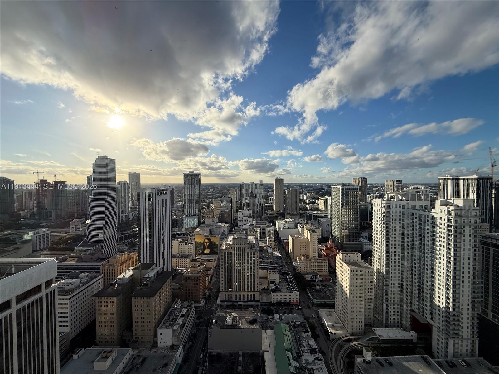 50 Biscayne Blvd # 4807