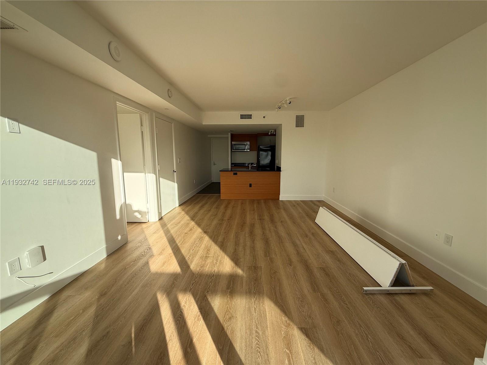 50 Biscayne Blvd # 4807