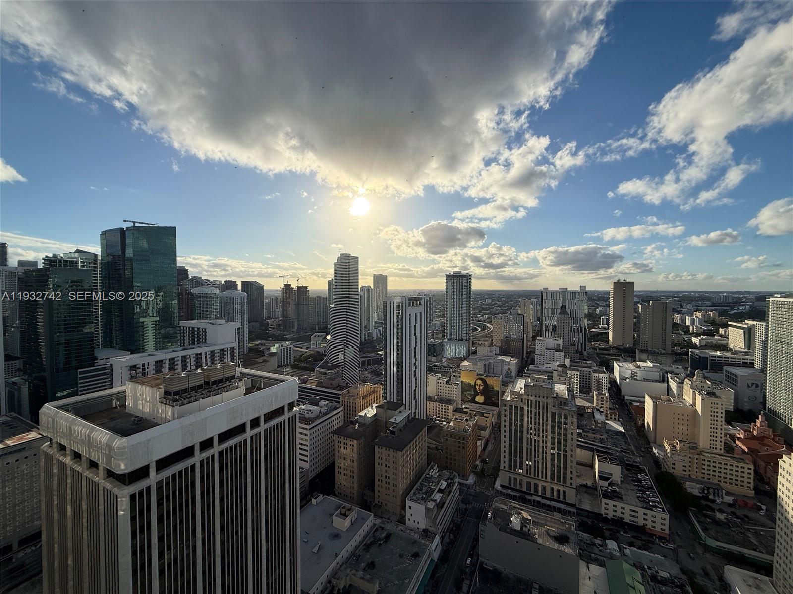 50 Biscayne Blvd # 4807