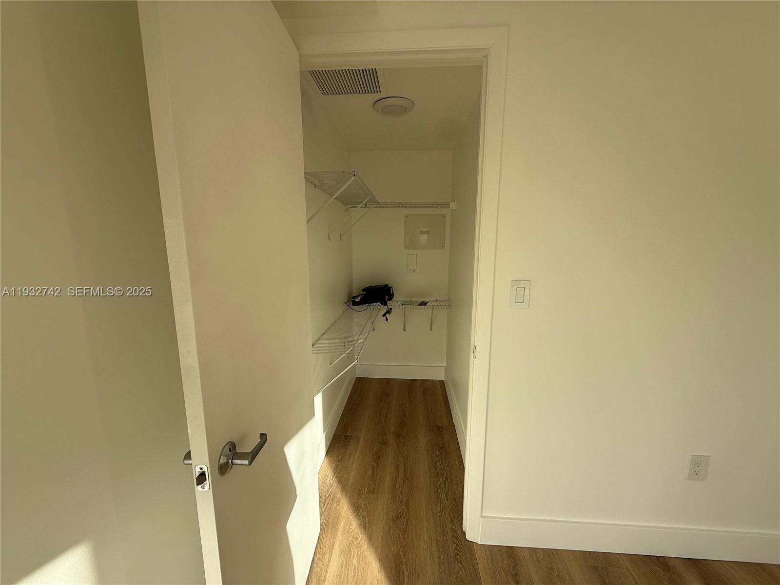 50 Biscayne Blvd # 4807