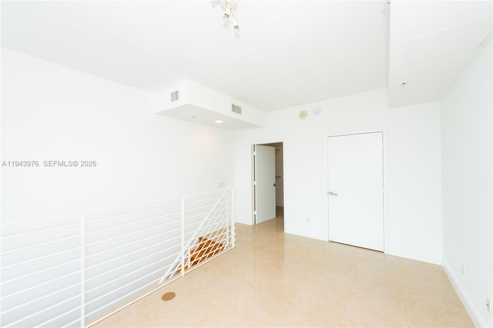 60 SW 13th St # 2609