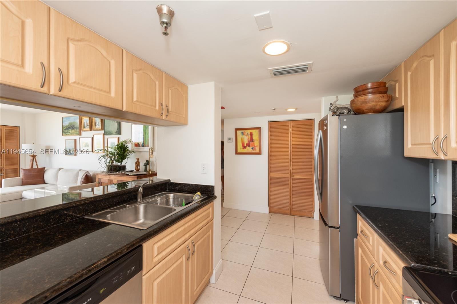 2400 SW 3rd Ave # 703